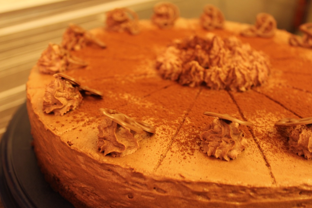 Kastanien Schokomousse Torte Mit Knusper Baiserschicht - Rezepte Suchen