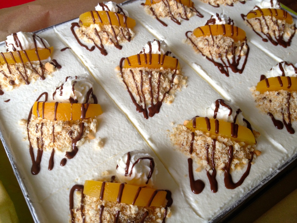 BackWahn: Aprikosen-Nuss-Schnitten | prinCi Cakes