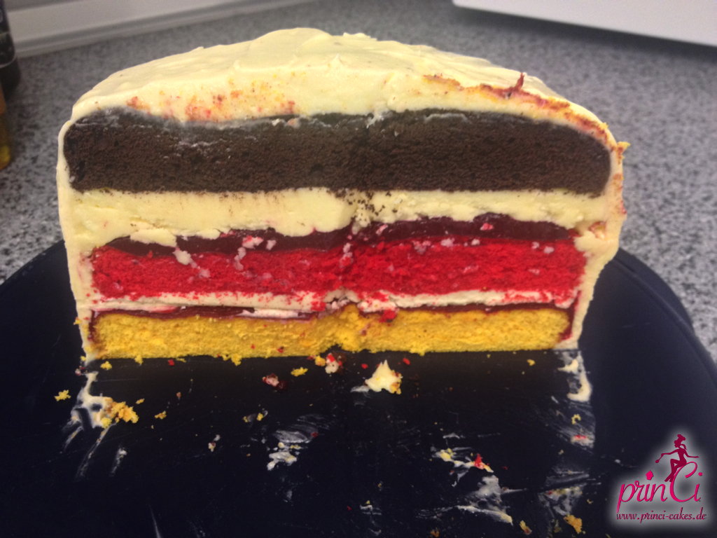 Deutschlandtorte zum 1. deutschen Backtag | prinCi Cakes