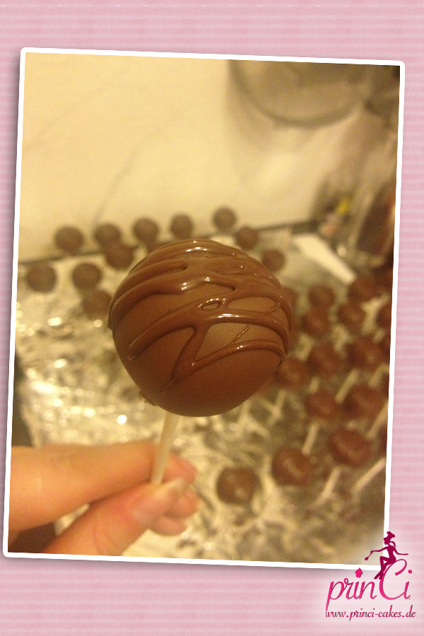 Kirsch-Biskuit Cake Pops | prinCi Cakes